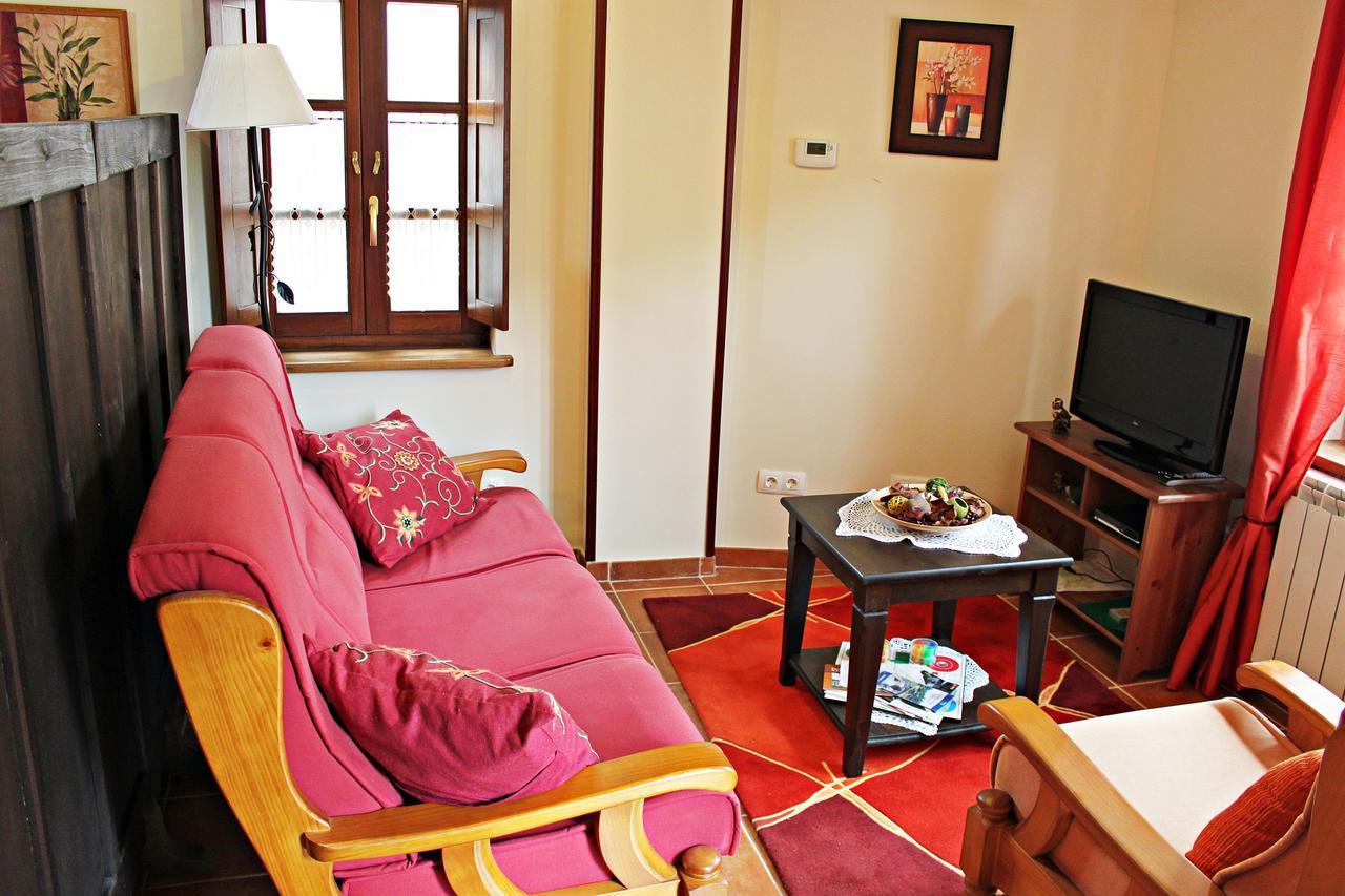 Apartamentos El Llago Boal Exterior photo