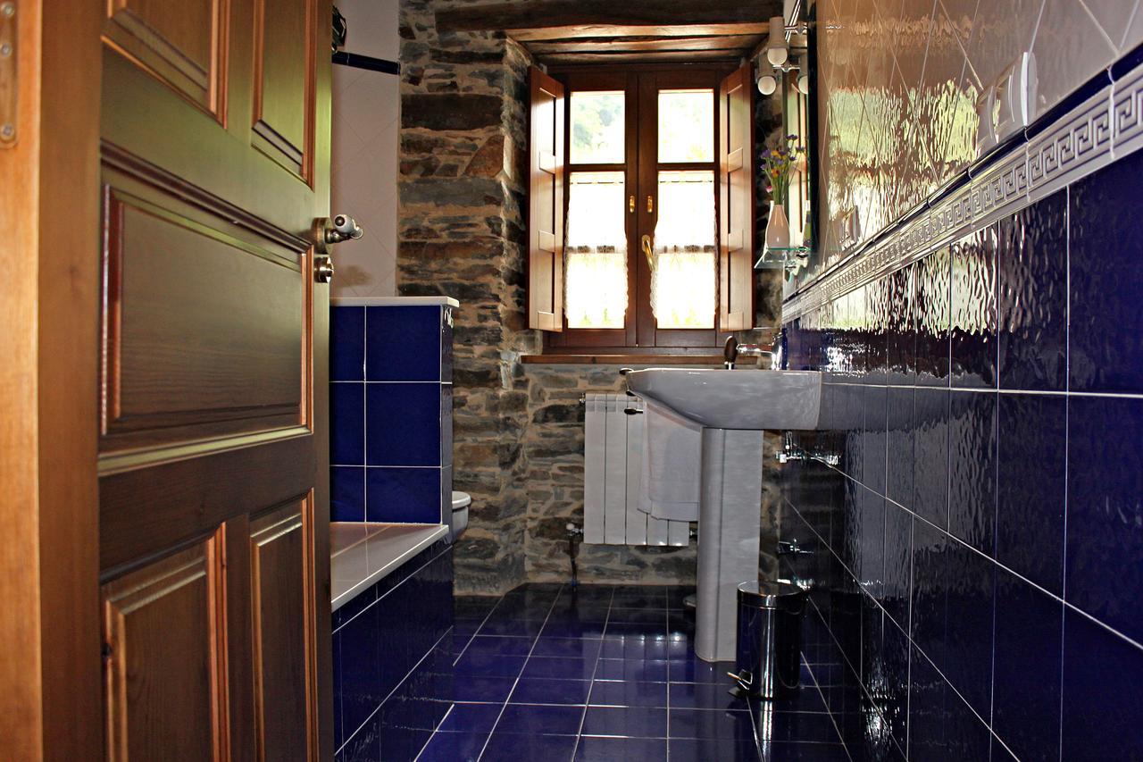 Apartamentos El Llago Boal Exterior photo