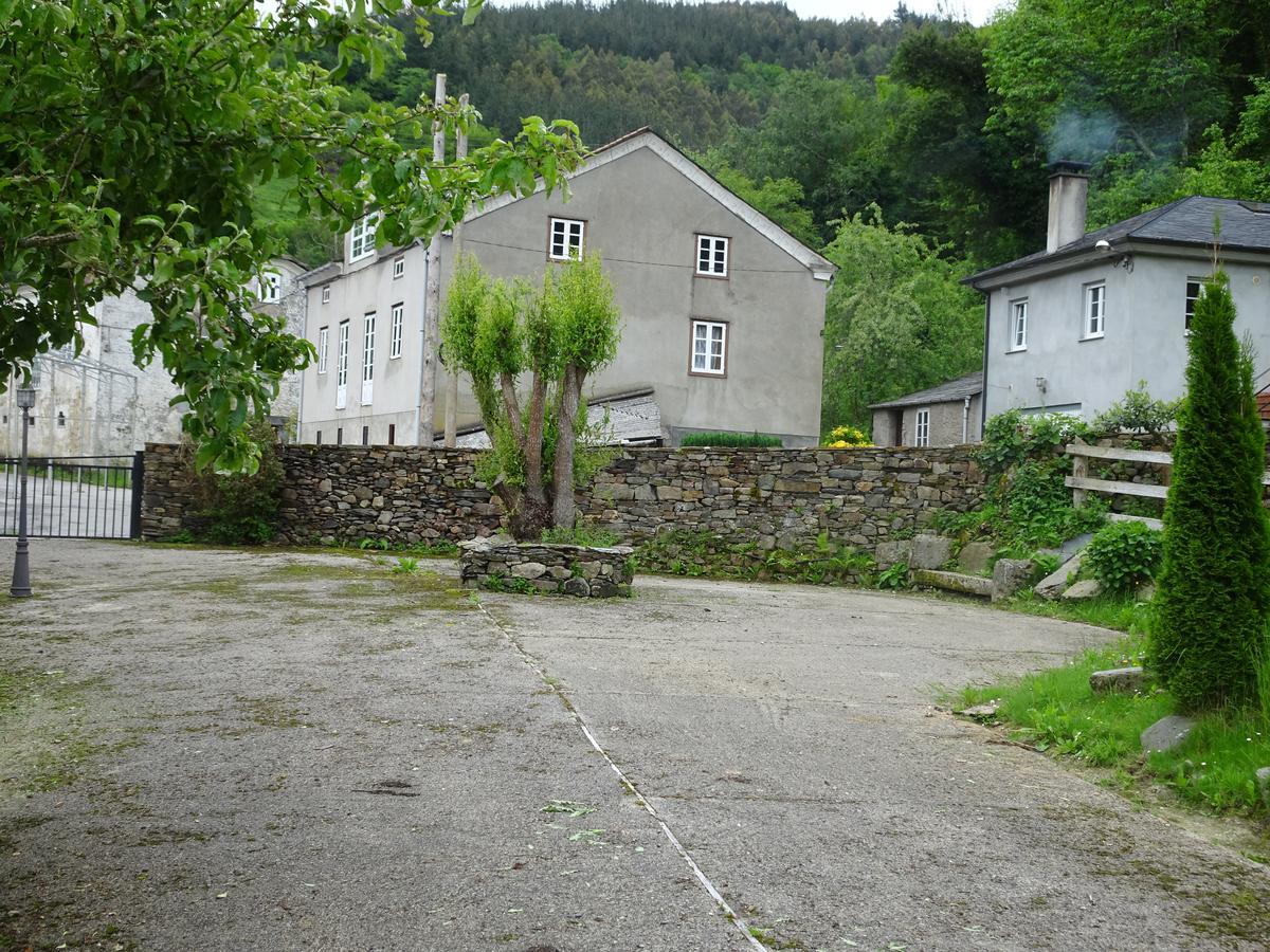 Apartamentos El Llago Boal Exterior photo